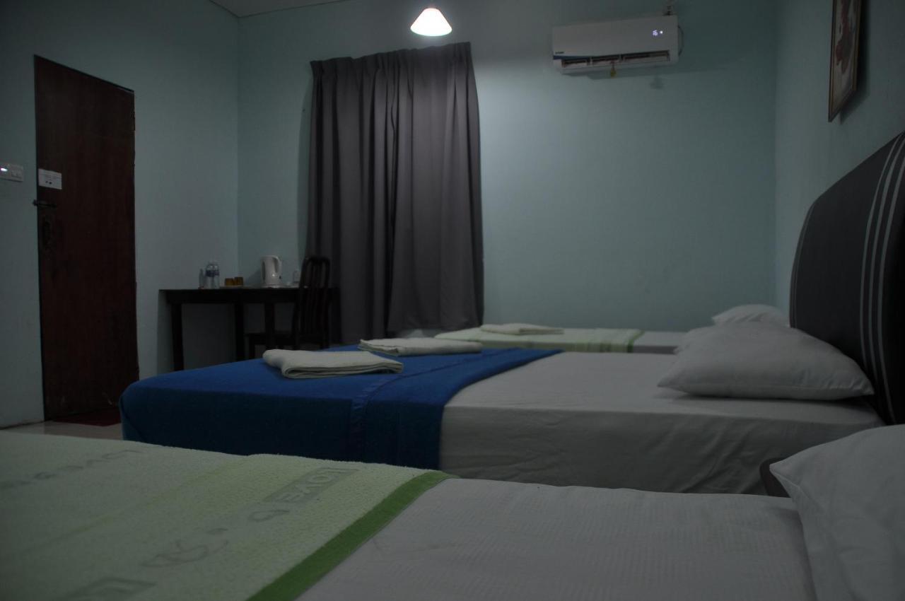 Sukau Tomanggong View Bed & Breakfast Экстерьер фото