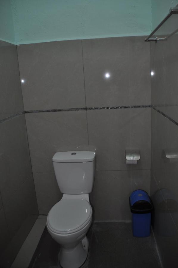 Sukau Tomanggong View Bed & Breakfast Экстерьер фото