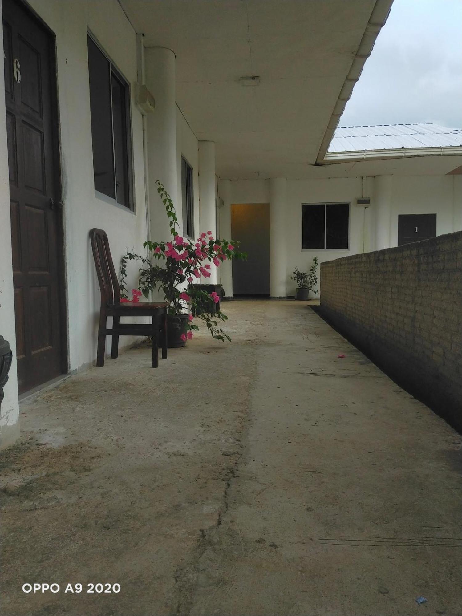 Sukau Tomanggong View Bed & Breakfast Экстерьер фото